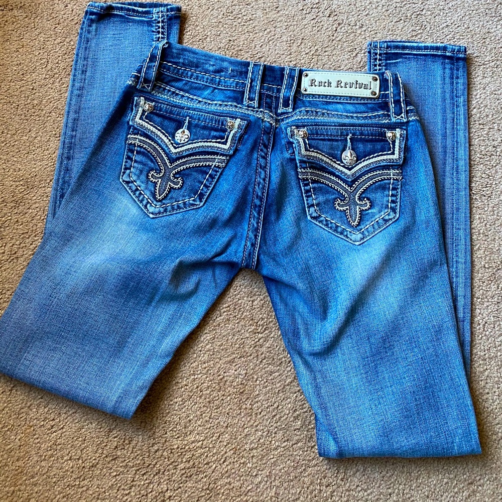 Ashley cut Rock Revivals
